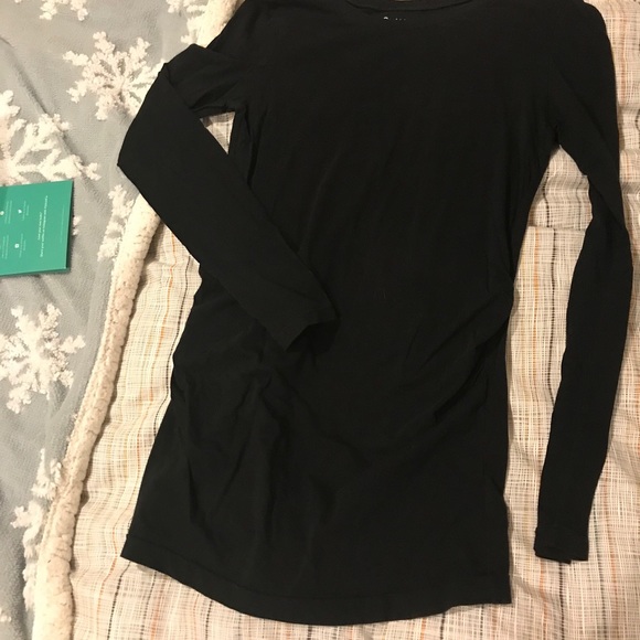 Long sleeve tee & long sleeve lightweight sweater - Picture 4 of 4